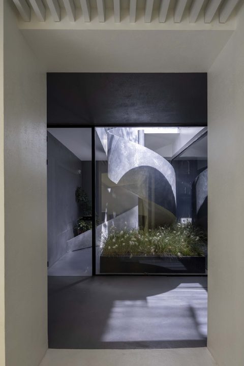 atelier-qoop-showroom-shahrzad-gallery6